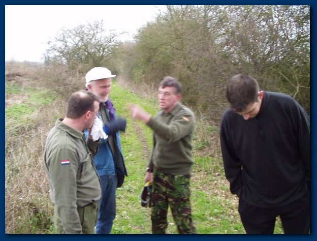 600x449 pixels (133K)